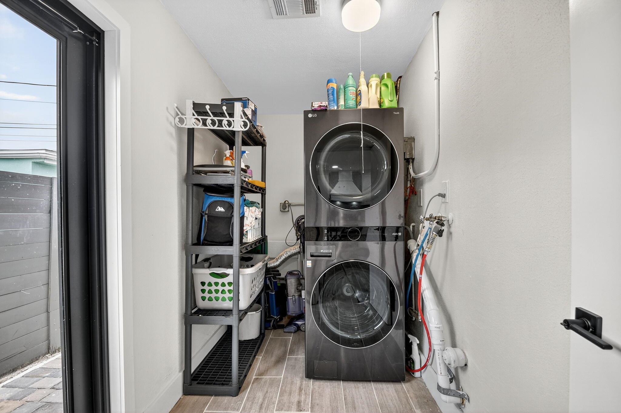 LAKEVIEW RIDGE - Residential Lease