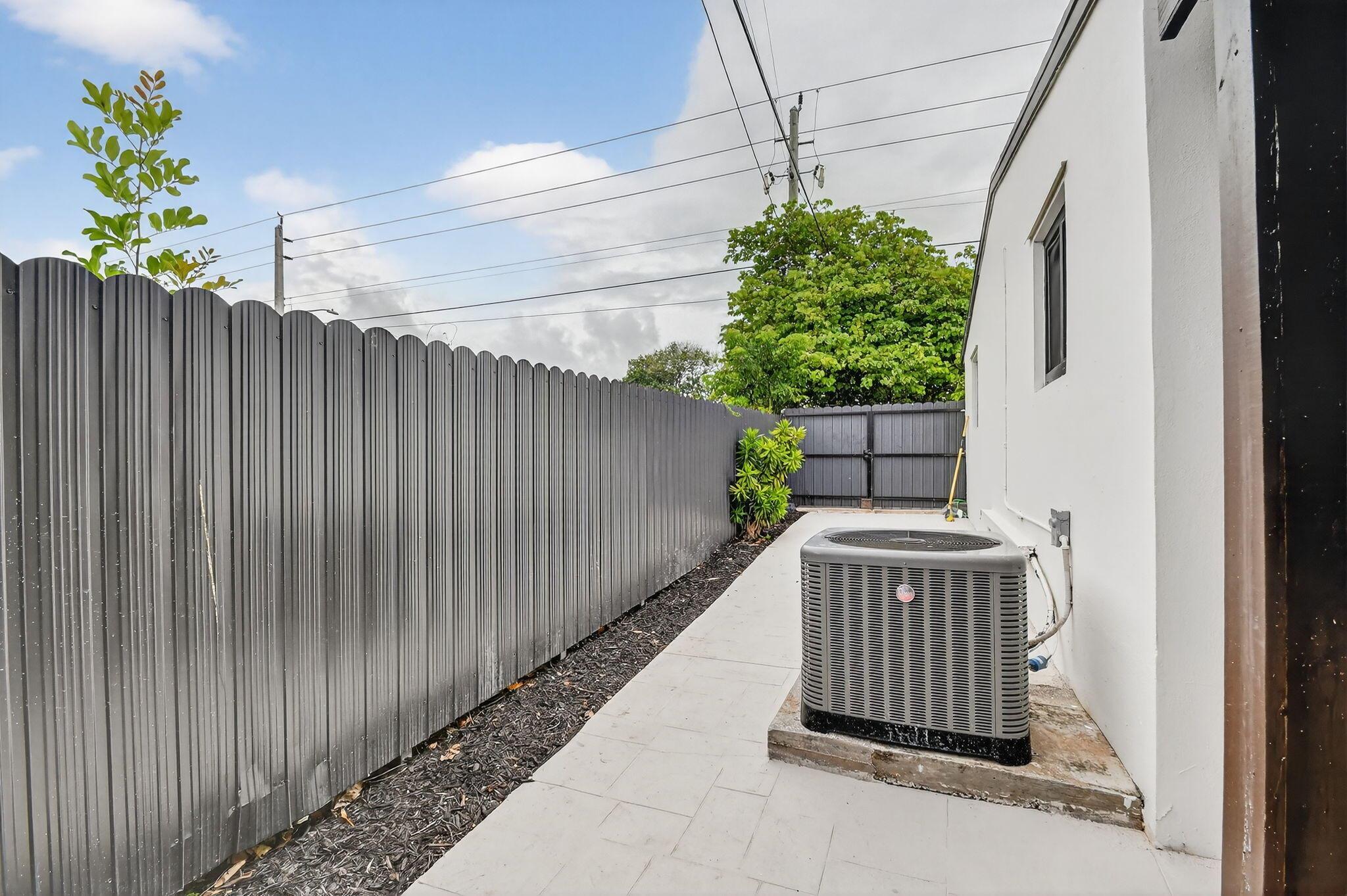 LAKEVIEW RIDGE - Residential Lease