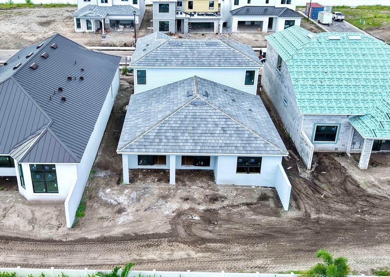 13813 Dalrada Avenue Coral 002