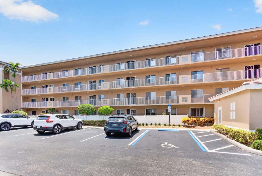 Photo of 5746 CRYSTAL SHORES Drive #303, Boynton Beach, FL 33437 (MLS # B26064169)