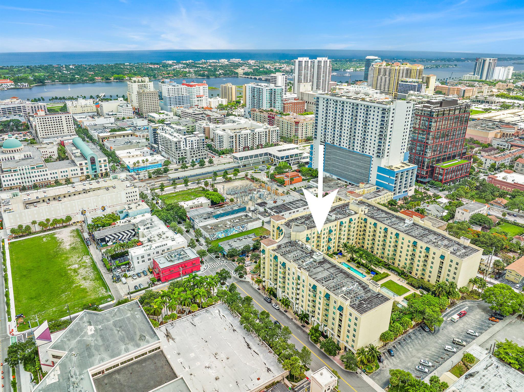 610 Clematis 715 Street W 715