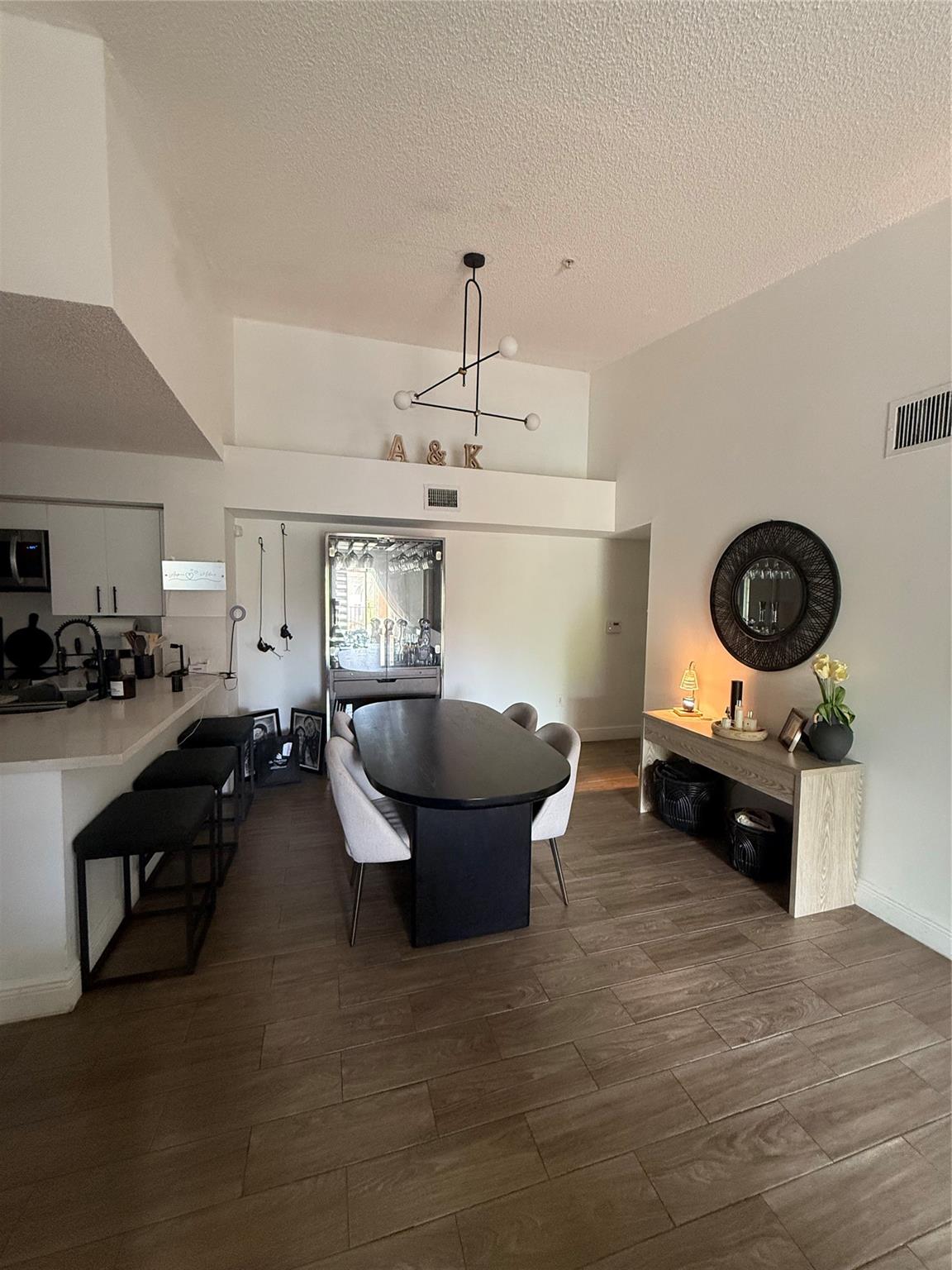 2061 Renaissance Blvd 305