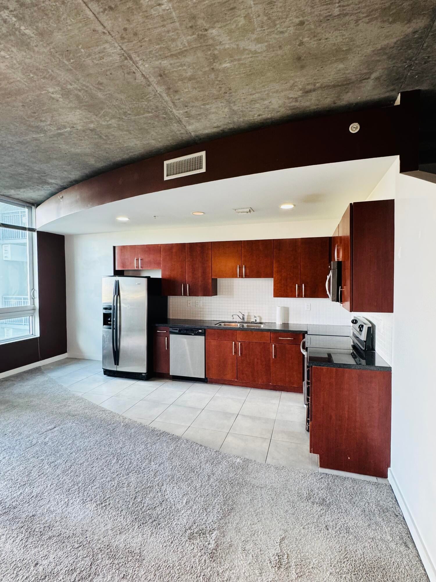 300 S AUSTRALIAN Avenue 702