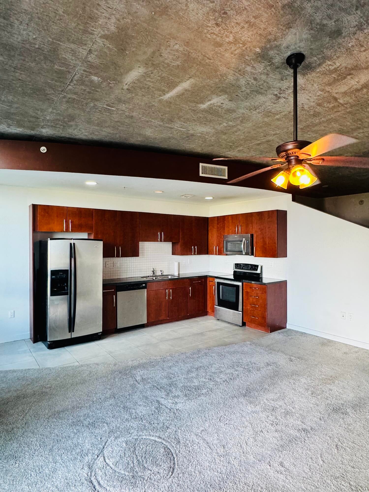 300 S AUSTRALIAN Avenue 702