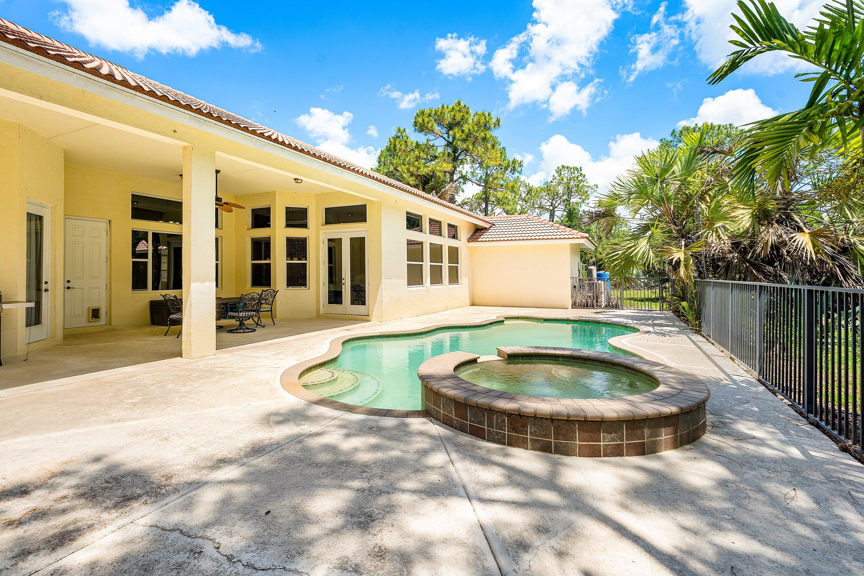 The Acreage - Residential