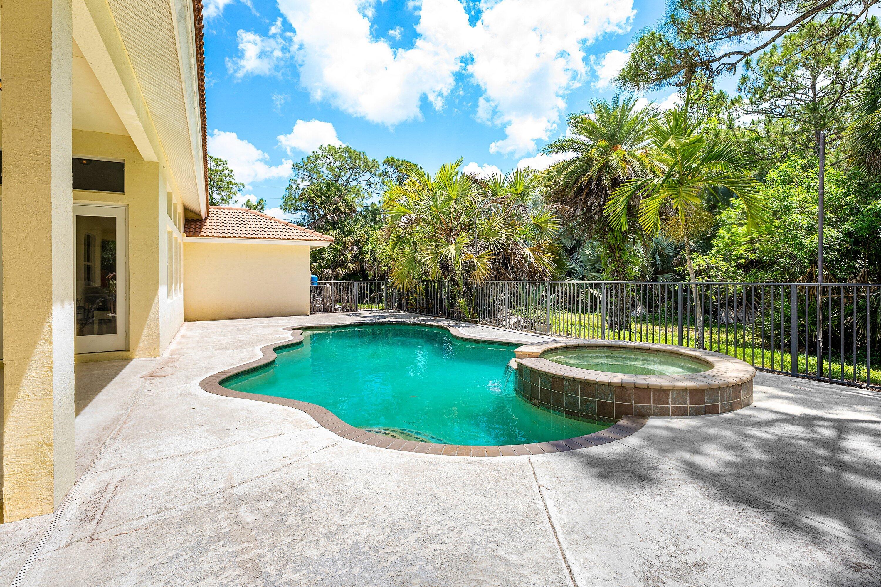 The Acreage - Residential
