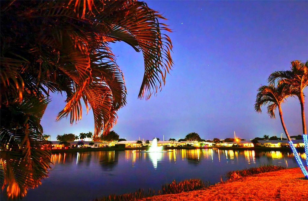 Photo of 2100 SW Lake Circle Drive #110, Boynton Beach, FL 33426 (MLS # F10549808)