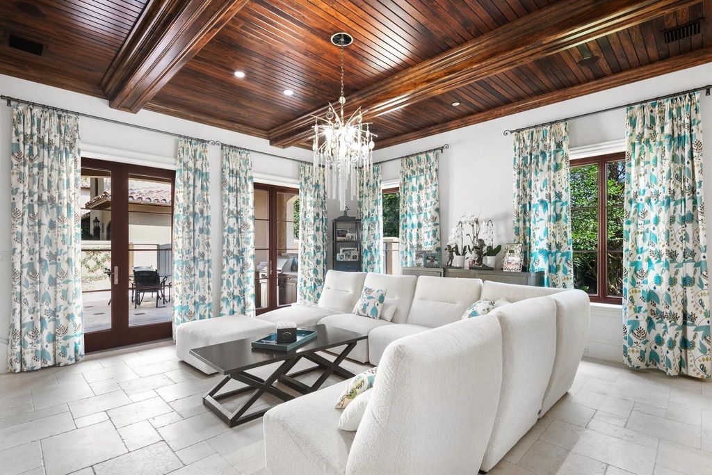 Photo of 306 Villa Drive, Jupiter, FL 33477 (MLS # R11067037)