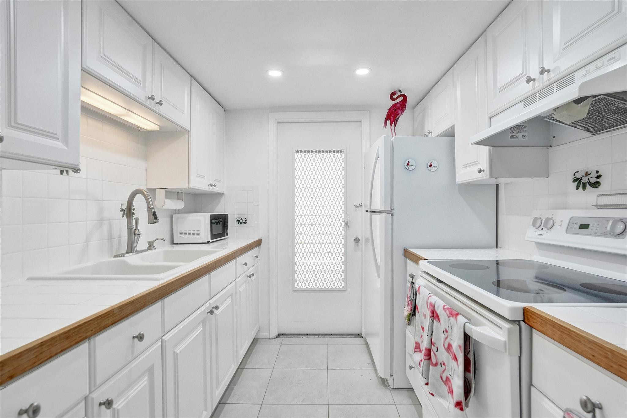 Cypress Lake East - Residential