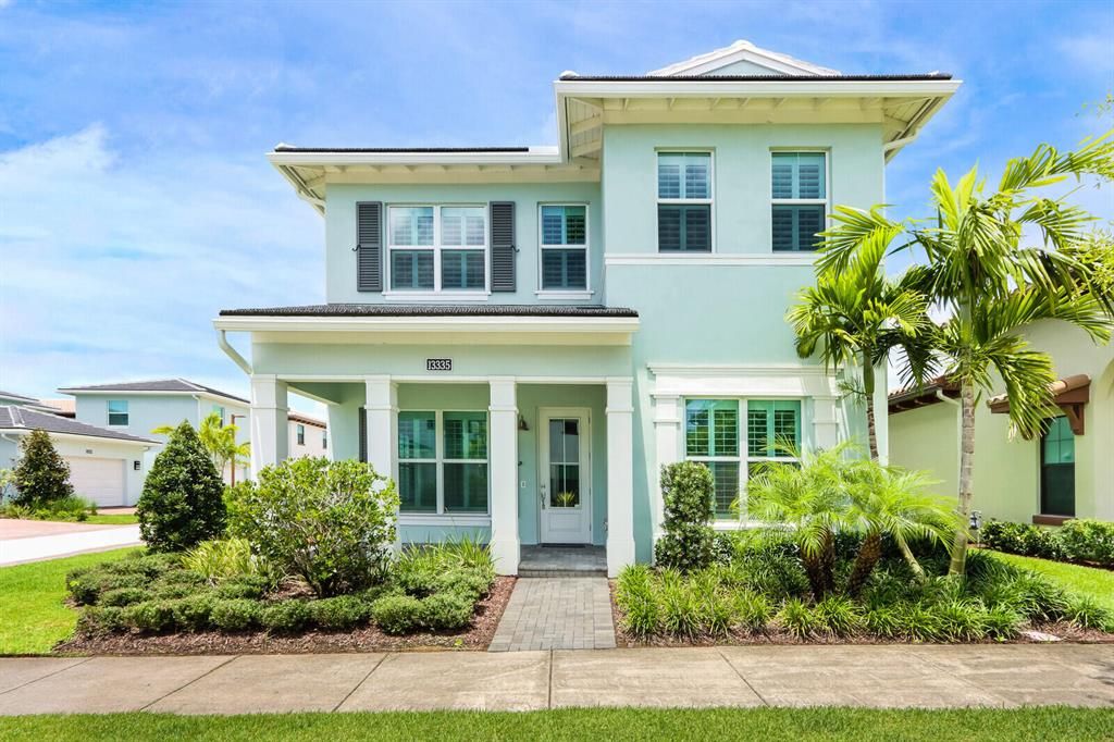 Photo of 13335 Machiavelli Way Way, Palm Beach Gardens, FL 33418 (MLS # R10814116)