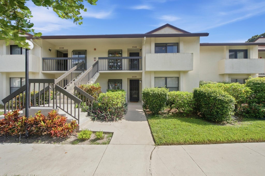 Photo of 3340 LUCERNE PARK Drive, Greenacres, FL 33467 (MLS # B26076929)