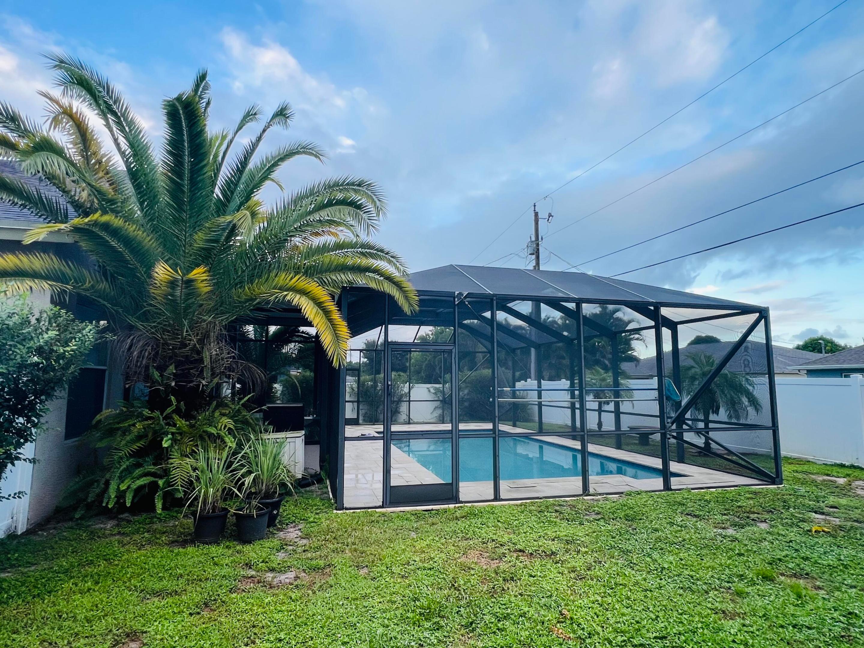 PORT ST LUCIE SECTION 21 - Residential