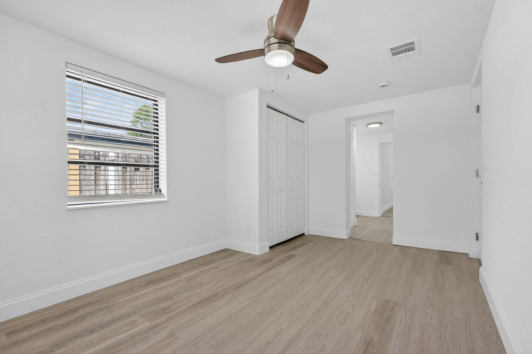 LYONS PARK - Residential