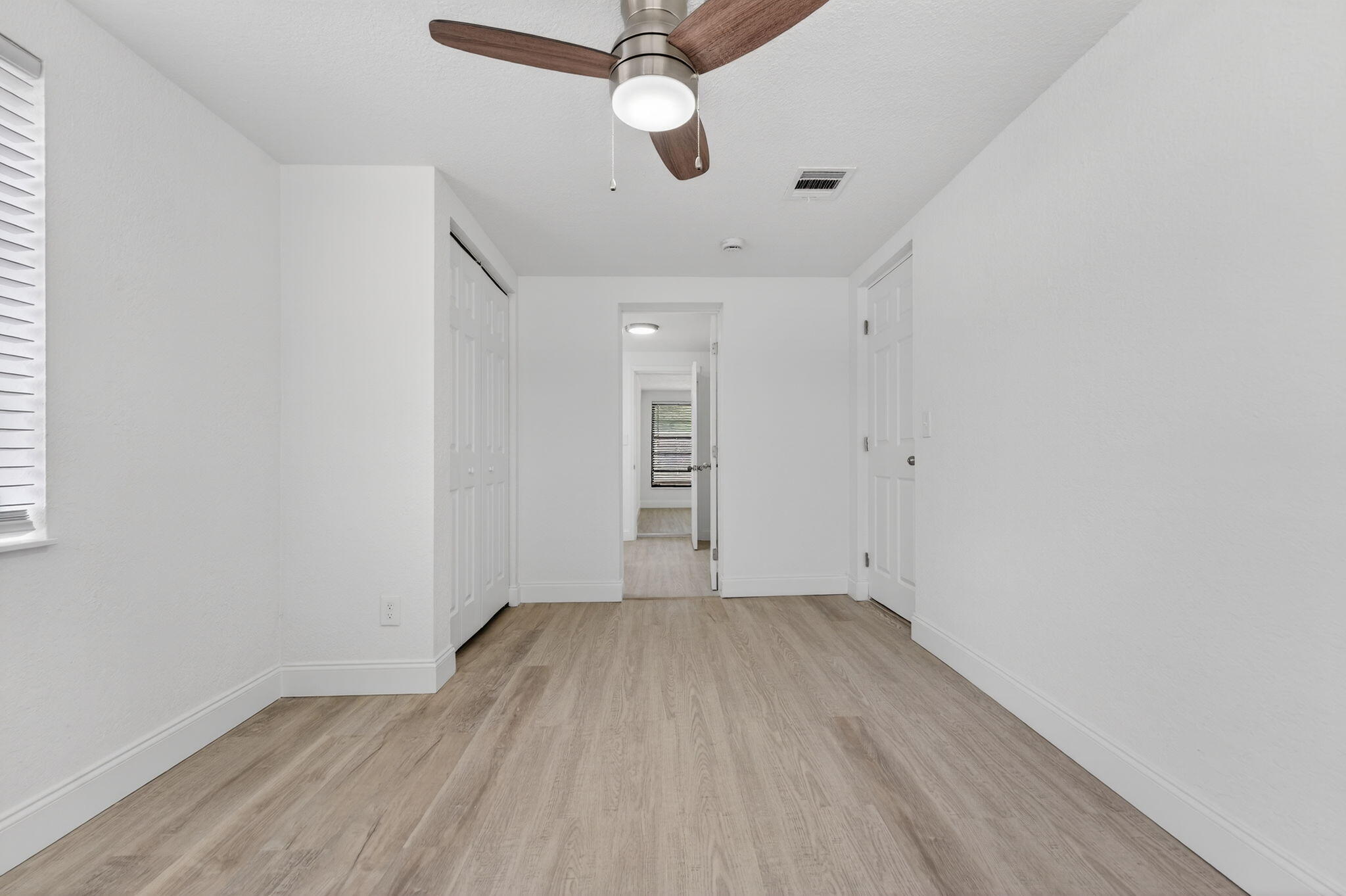 LYONS PARK - Residential