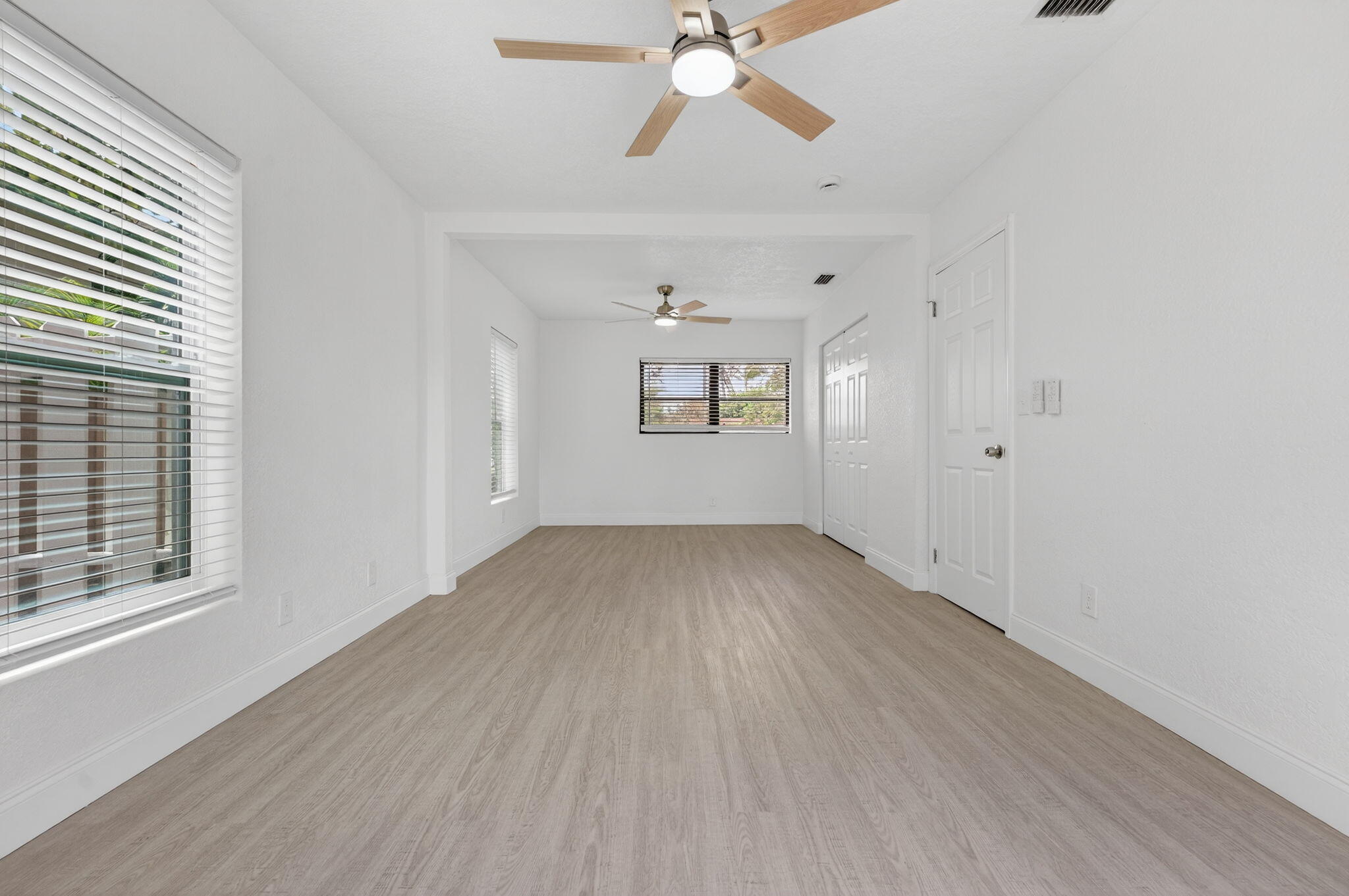 LYONS PARK - Residential