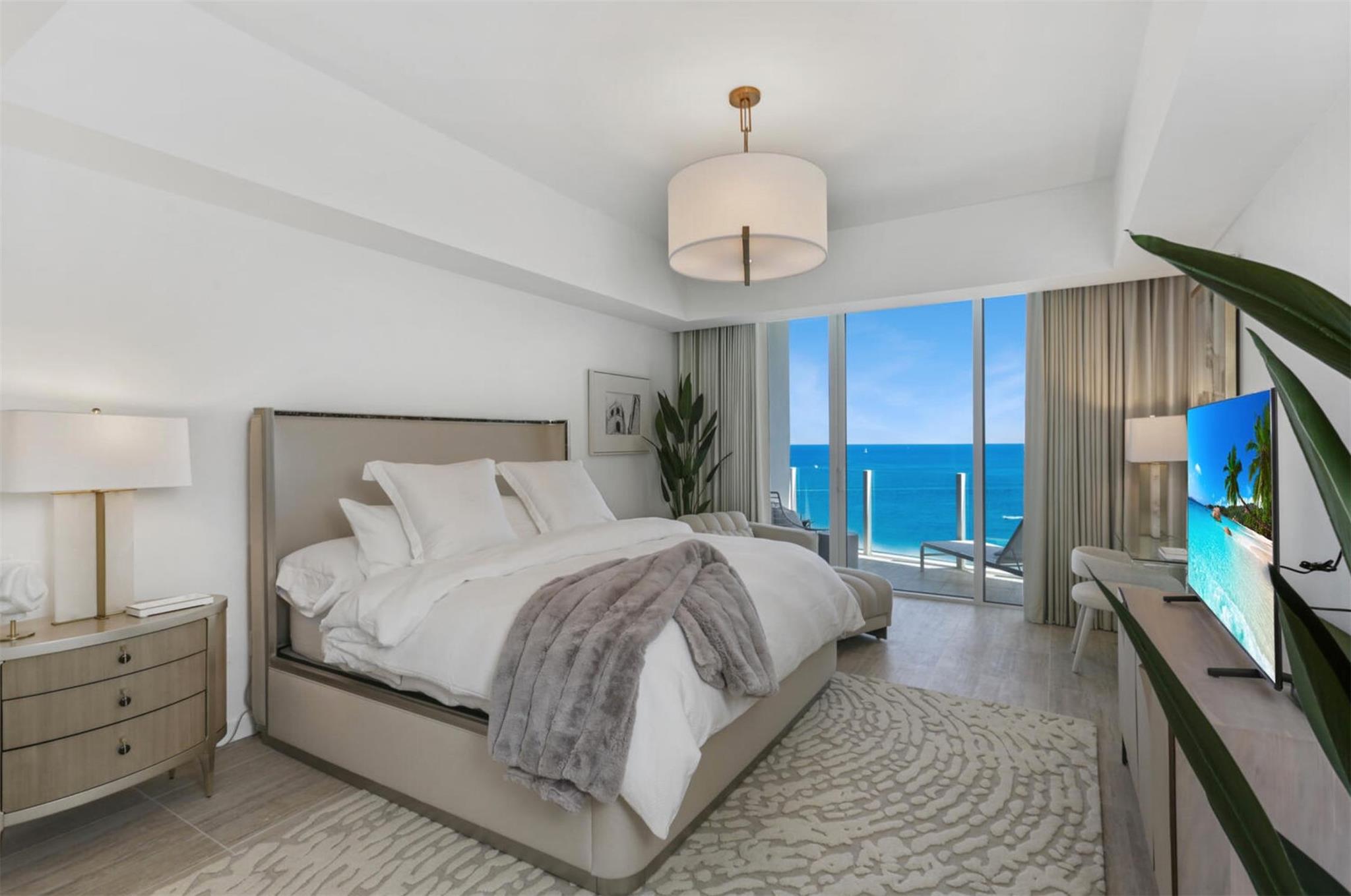 Four Seasons - Residential Lease