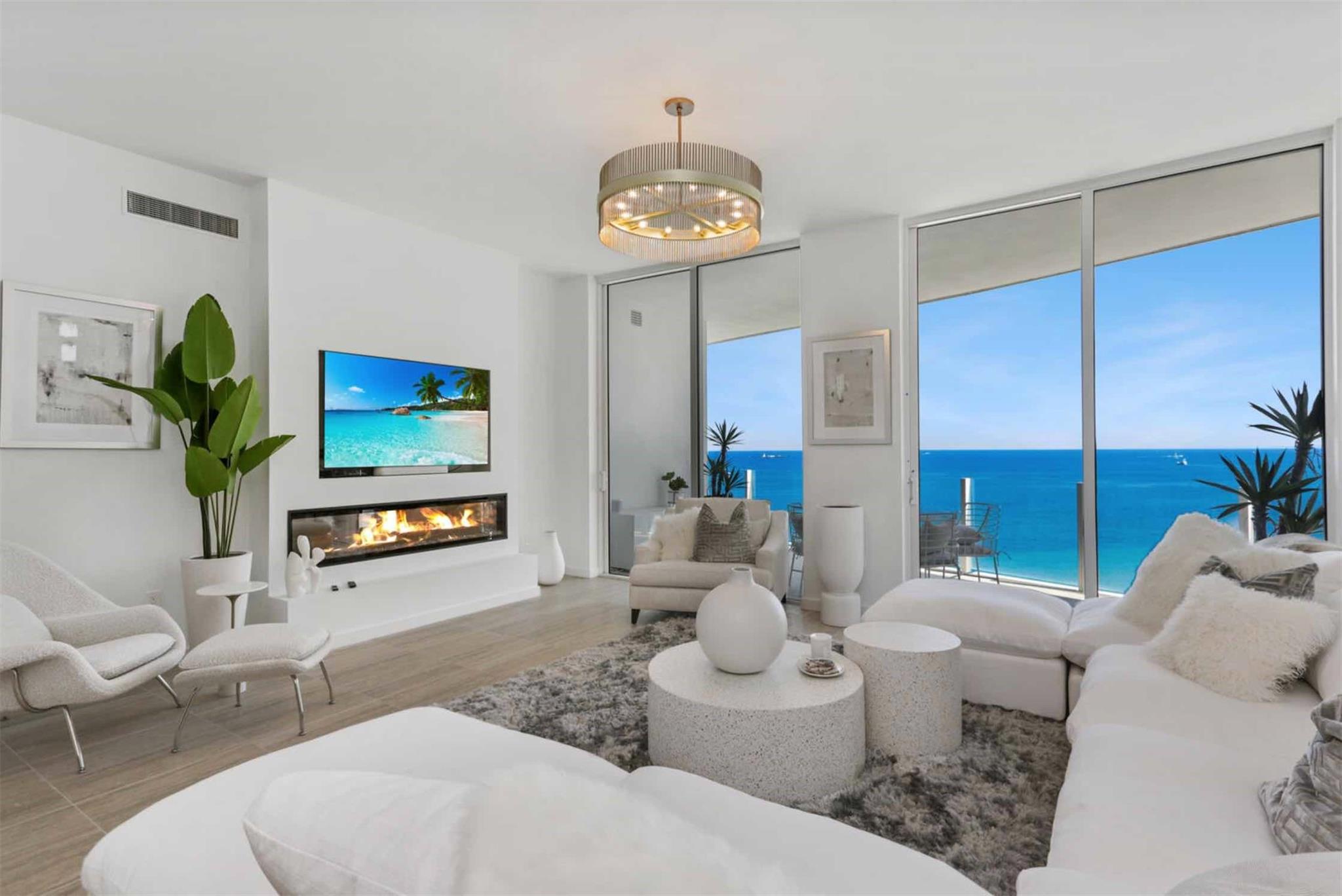 Four Seasons - Residential Lease