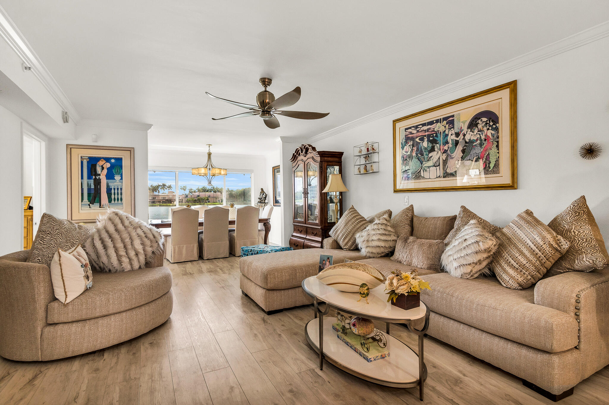 HUNTINGTON POINTE - Residential