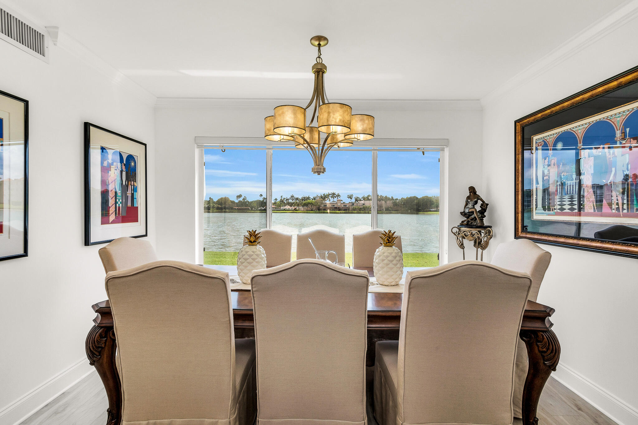 HUNTINGTON POINTE - Residential