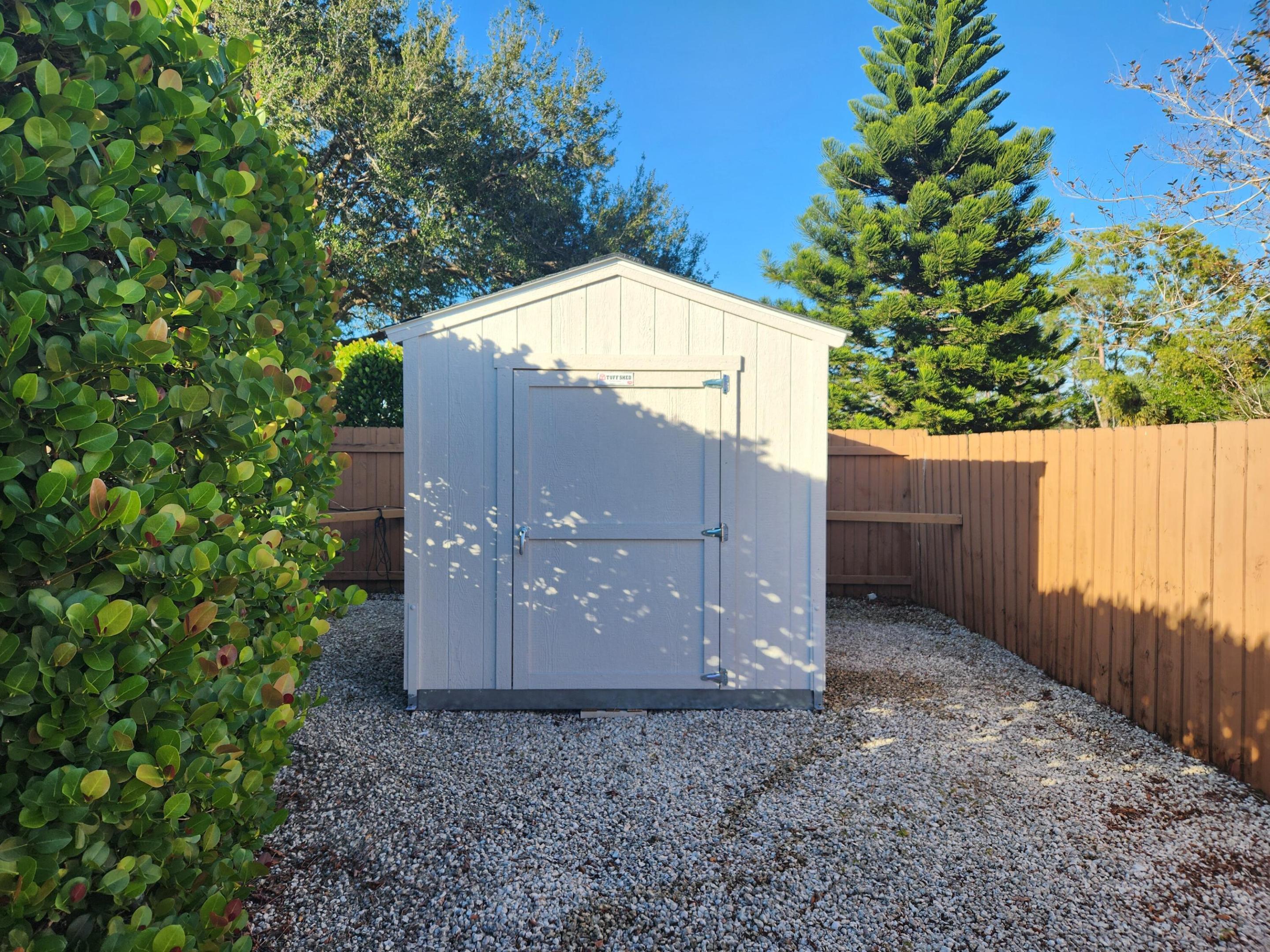 Floresta Pines - Residential Lease