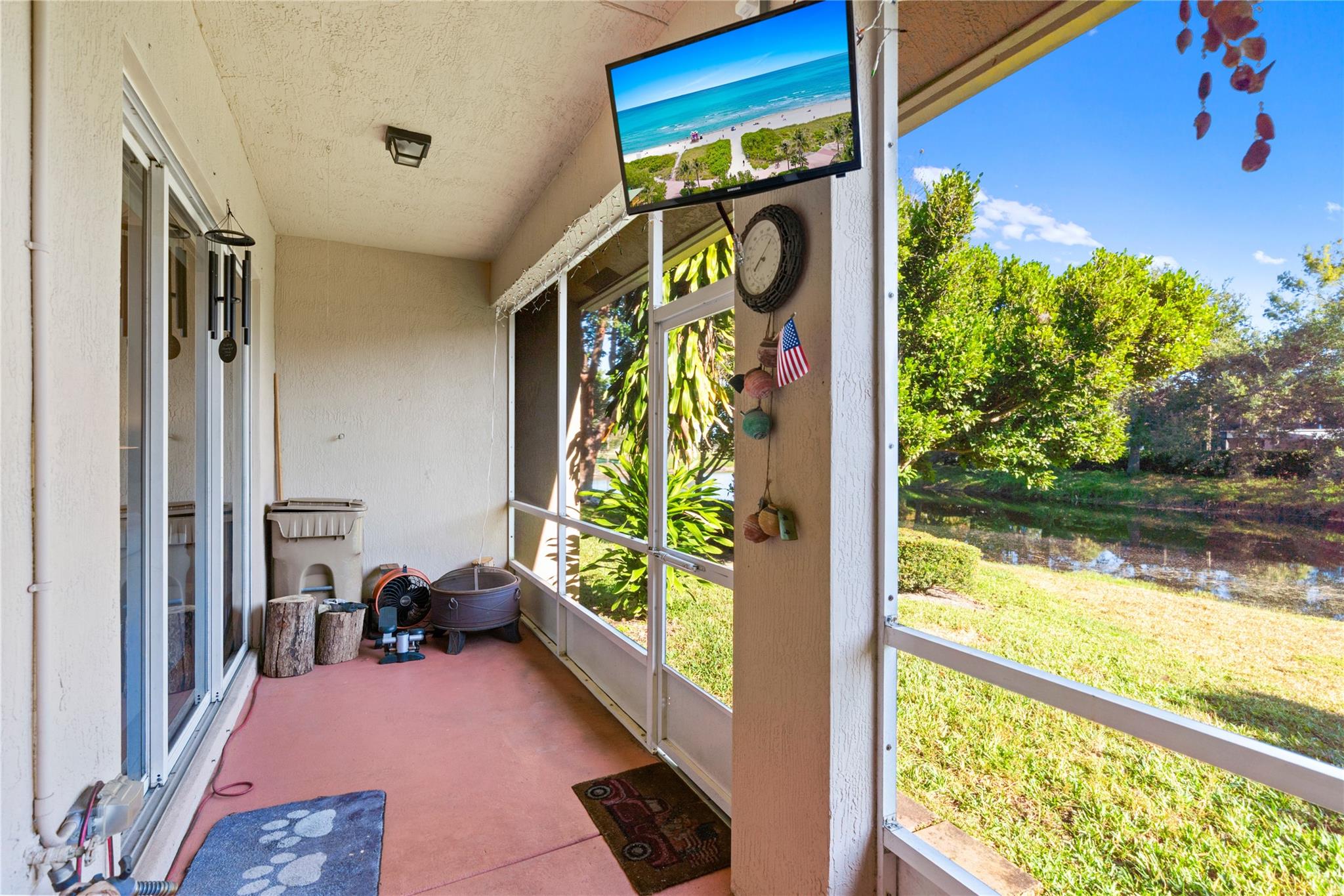 ROLLING HILLS GOLF & TENN - Residential