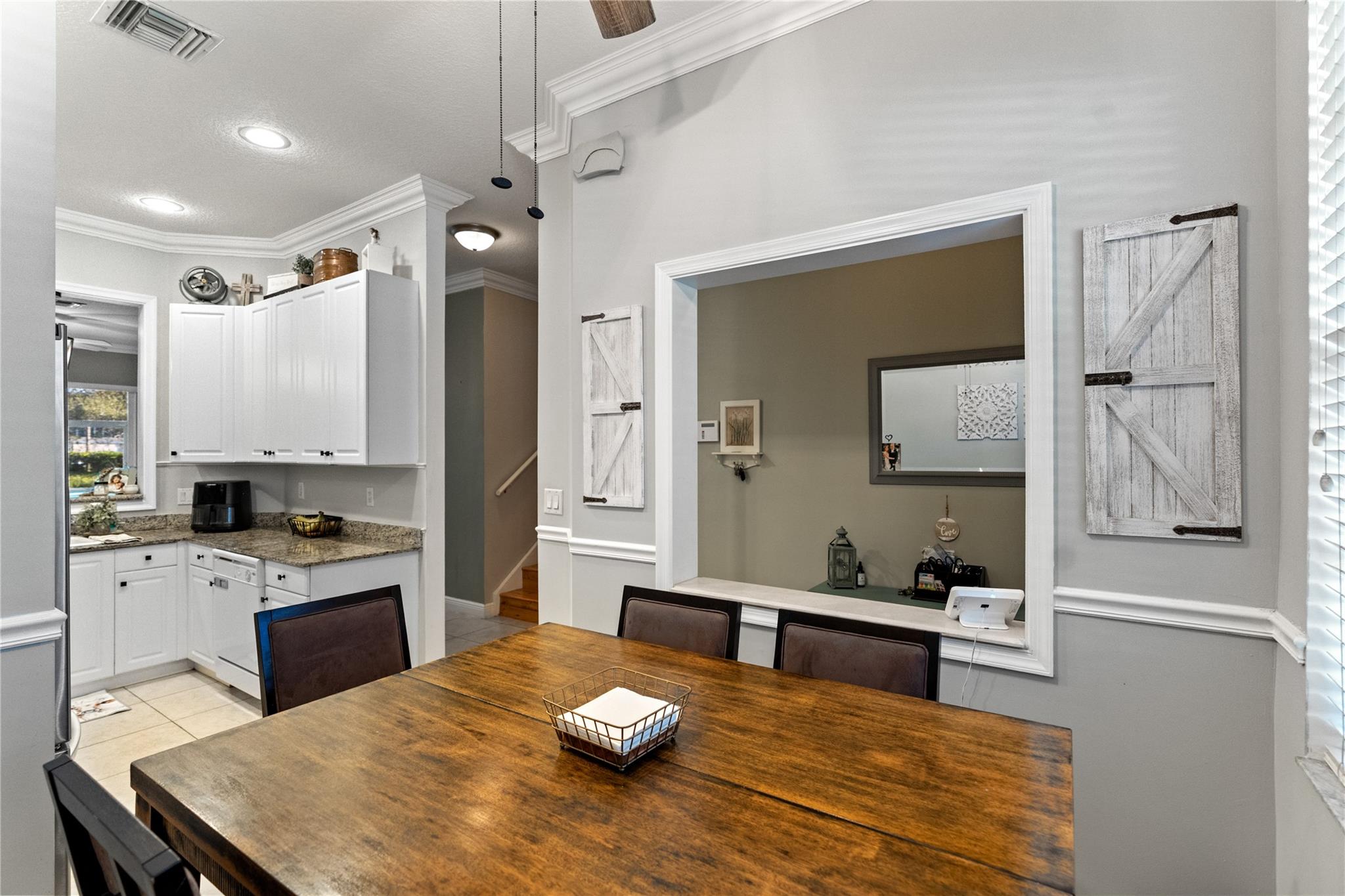 ROLLING HILLS GOLF & TENN - Residential