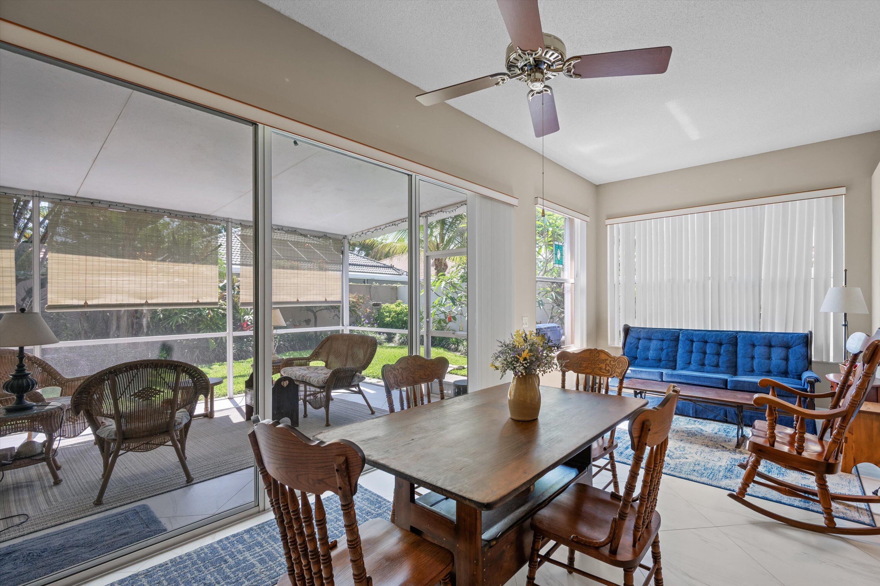 HAMPTONS AT MAPLEWOOD - Residential