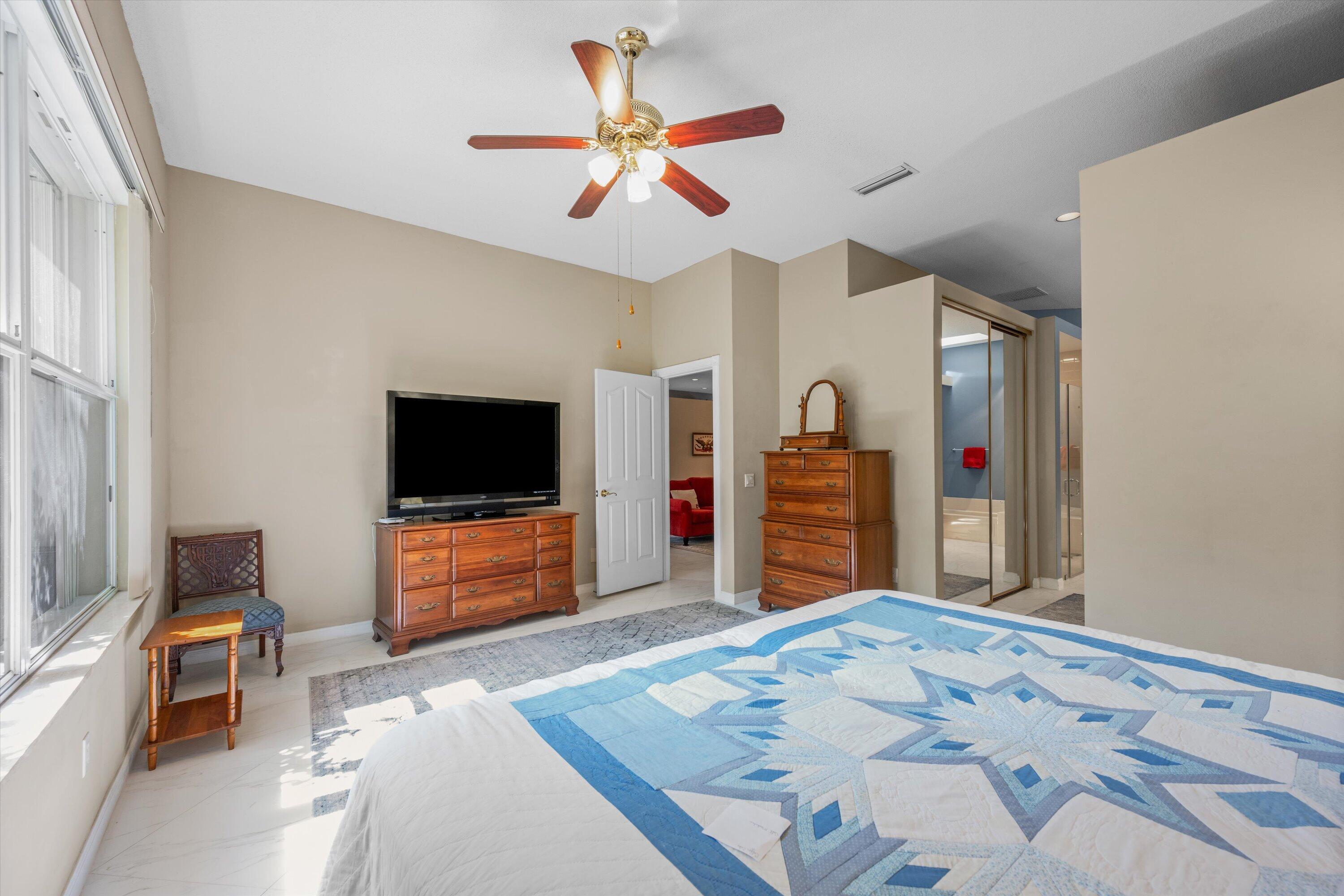 HAMPTONS AT MAPLEWOOD - Residential
