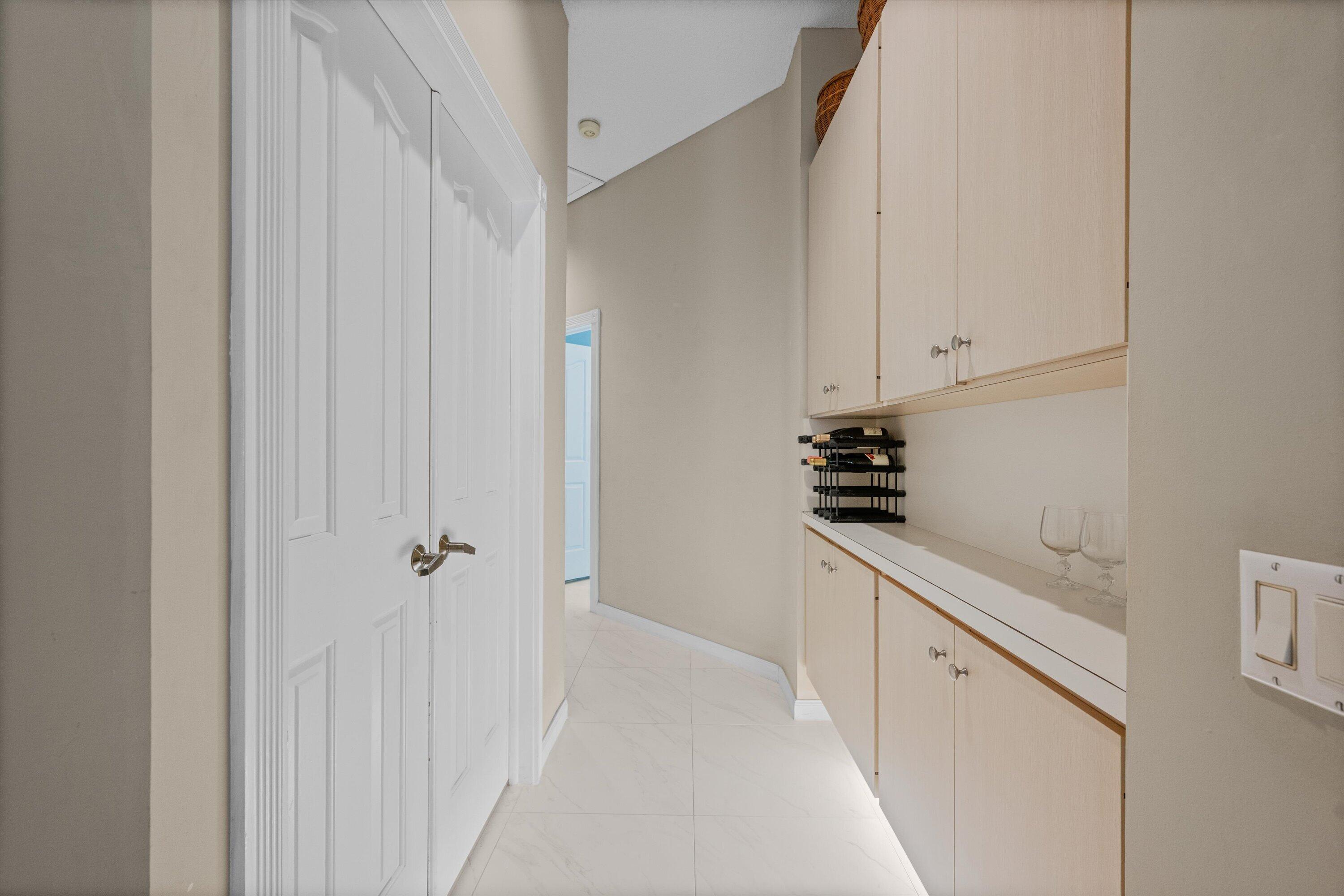 HAMPTONS AT MAPLEWOOD - Residential