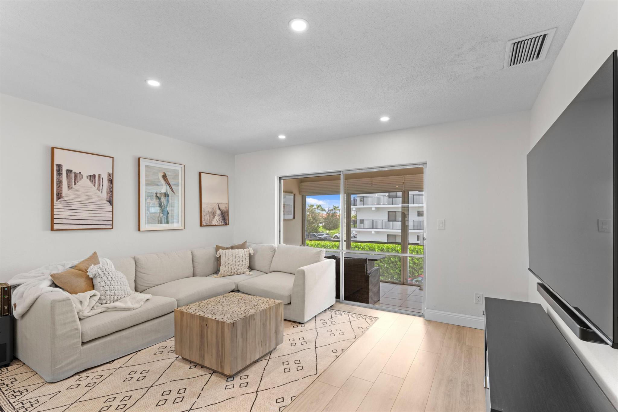 PALM ROYAL APTS INC CONDO - Residential