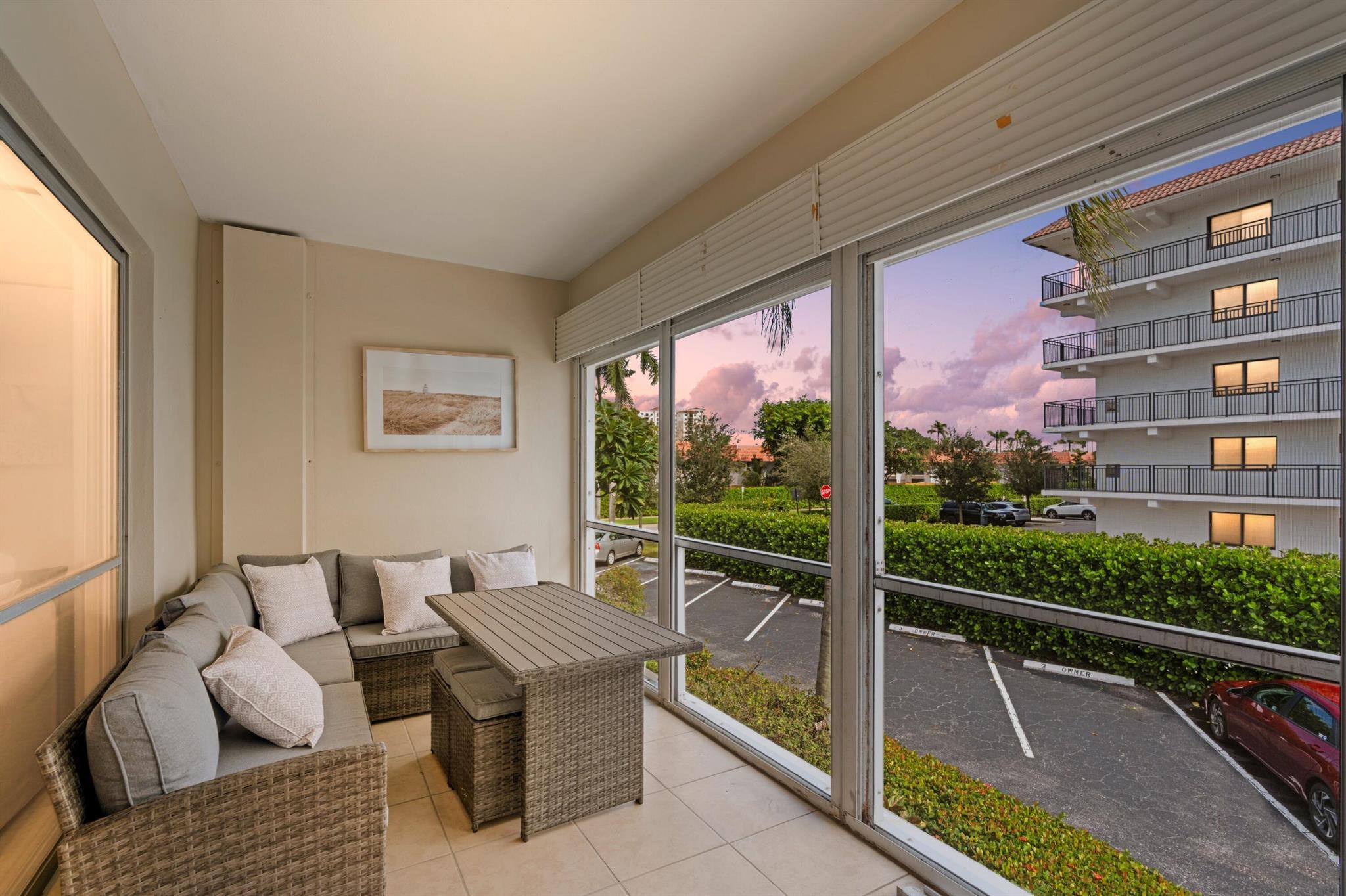 PALM ROYAL APTS INC CONDO - Residential