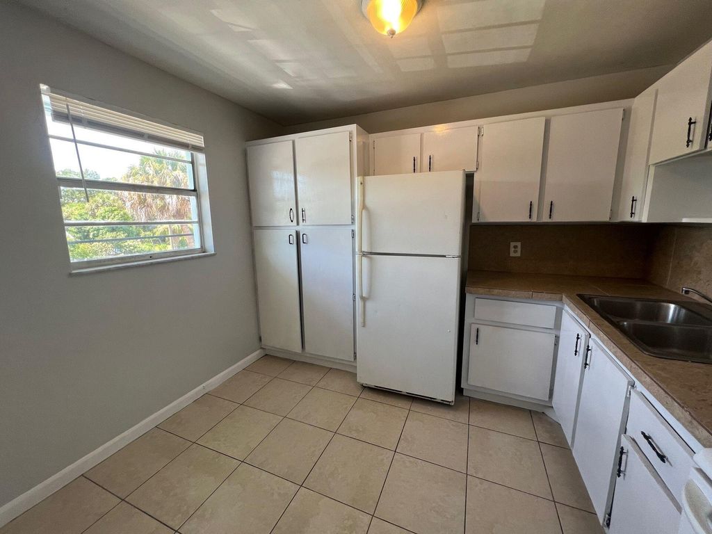 Photo of 3206 Louisiana Avenue #6, Fort Pierce, FL 34950 (MLS # R11145330)