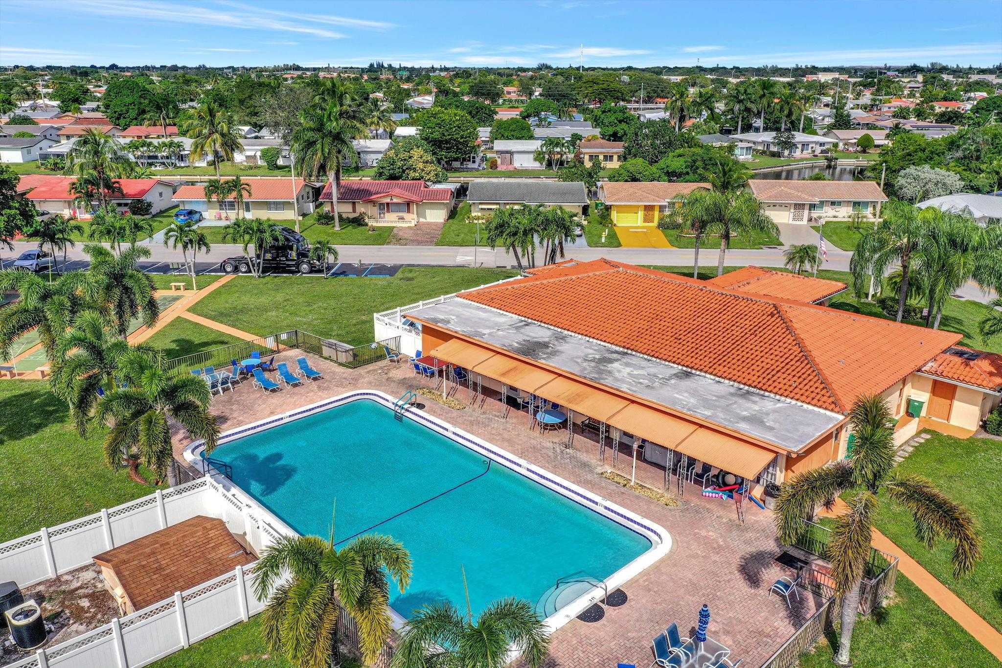 Mainlands Of Tamarac Lake - Residential