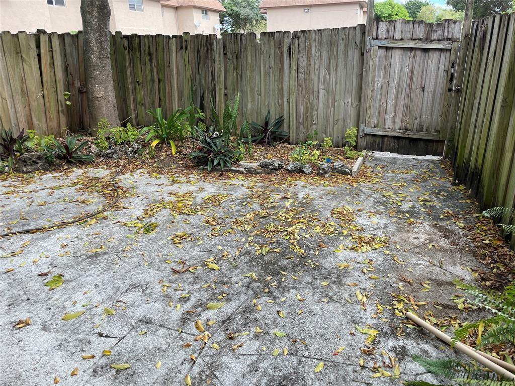 Tam O Shanter Family Twnh - Residential Lease