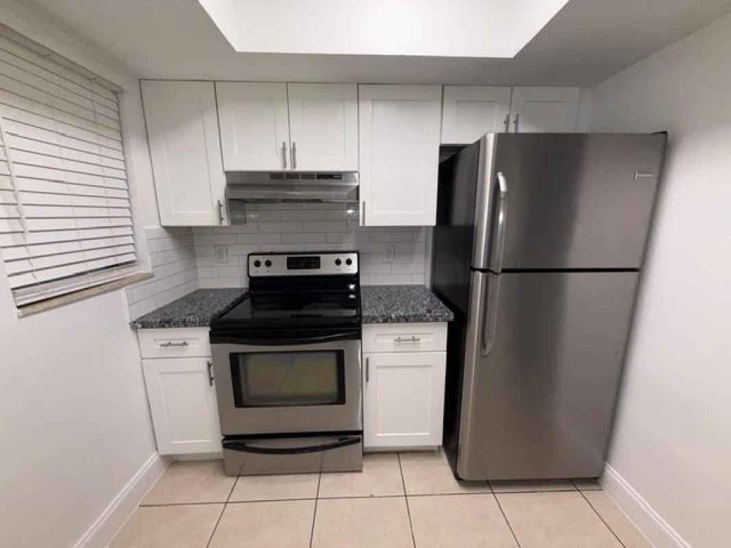 EDEN HOUSE CONDO - Residential Lease