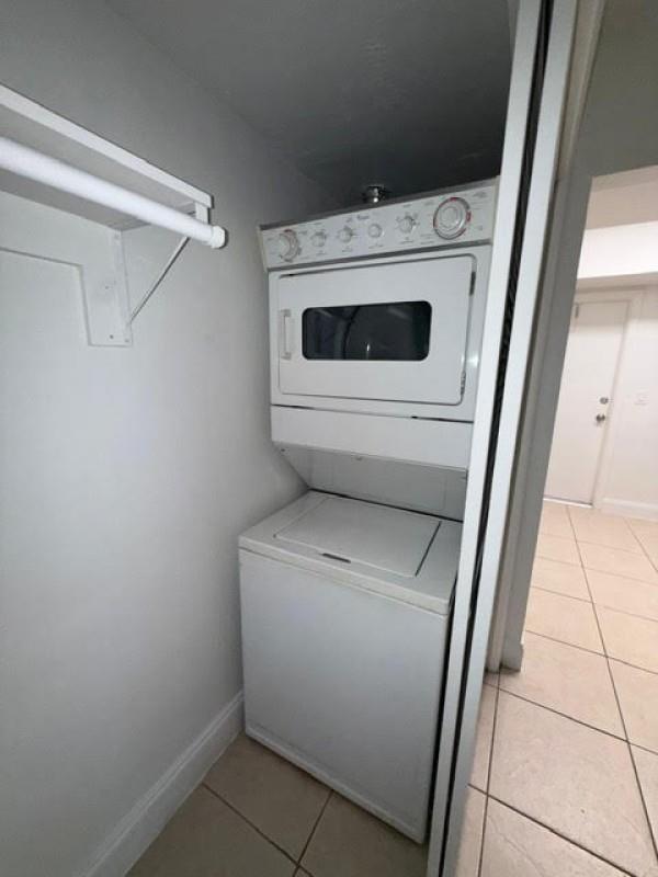 EDEN HOUSE CONDO - Residential Lease