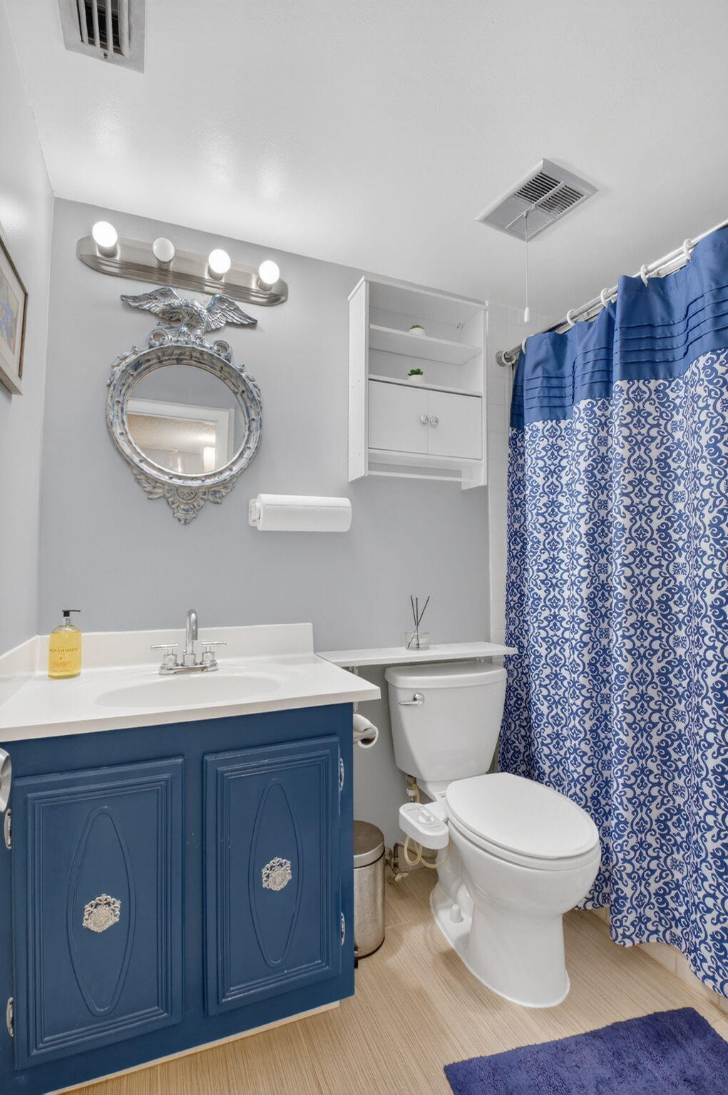 VILLAGES OF ORIOLE ABBEY CONDO - Residential