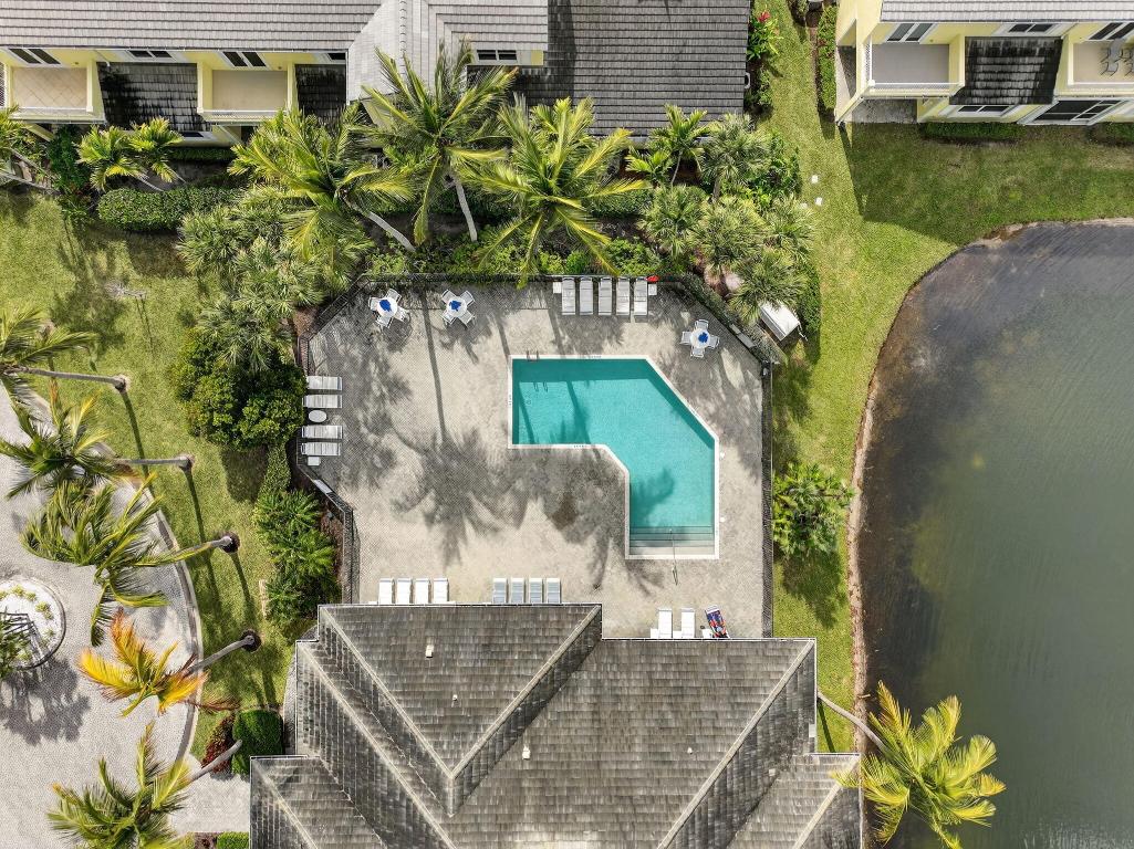 MARINER BAY - Residential