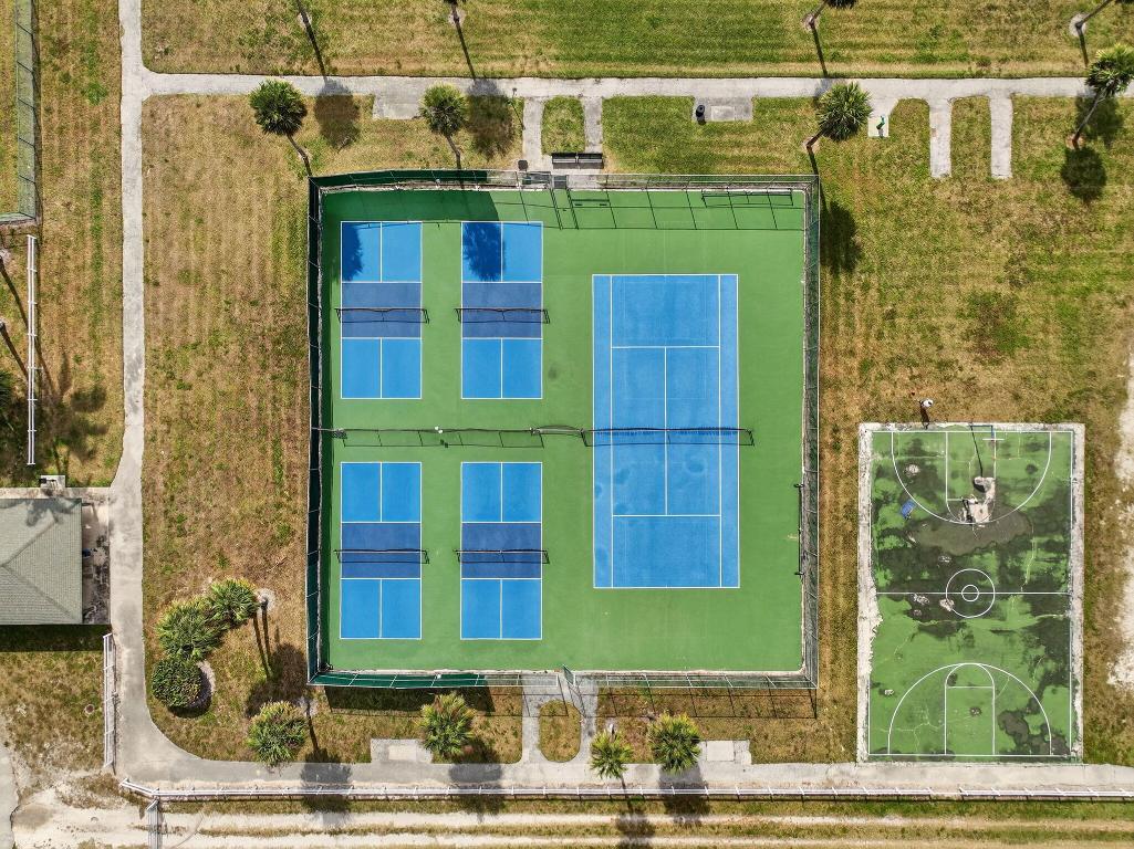 MARINER BAY - Residential