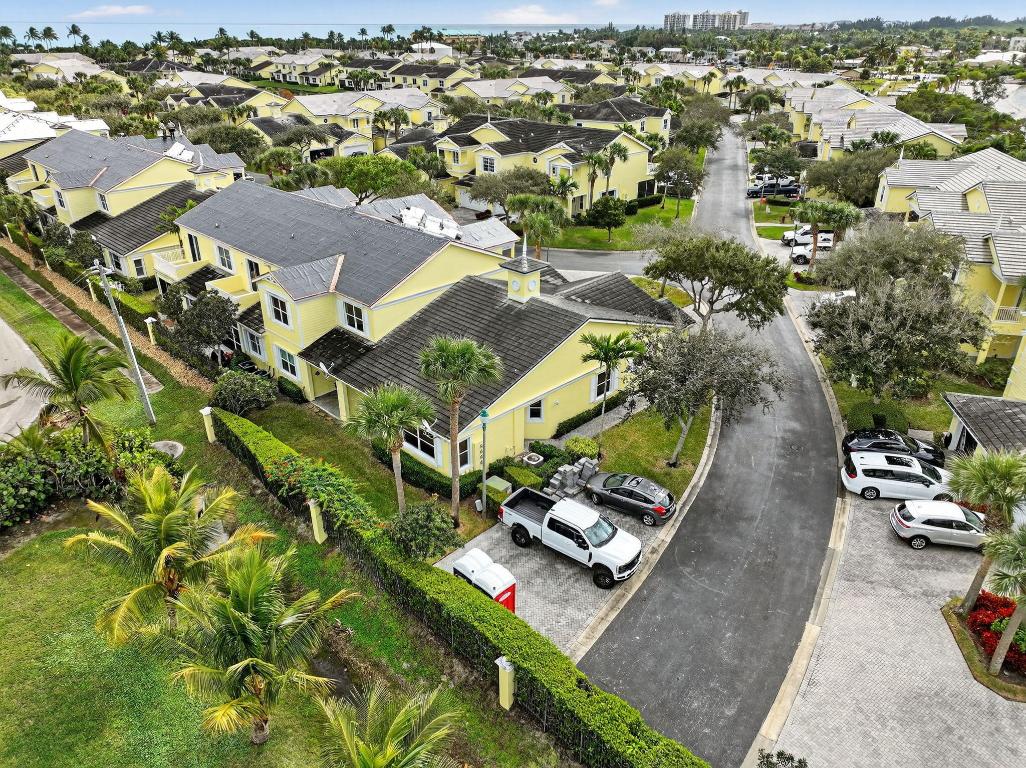 MARINER BAY - Residential