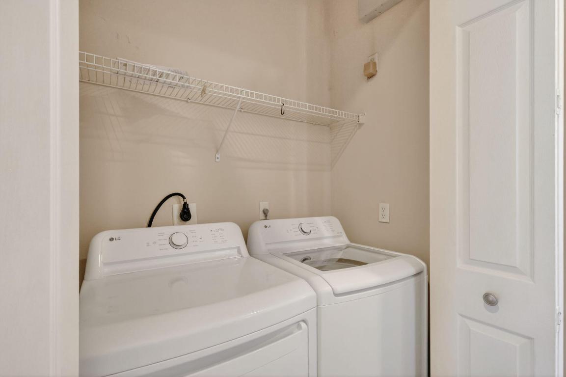 MARINER BAY - Residential