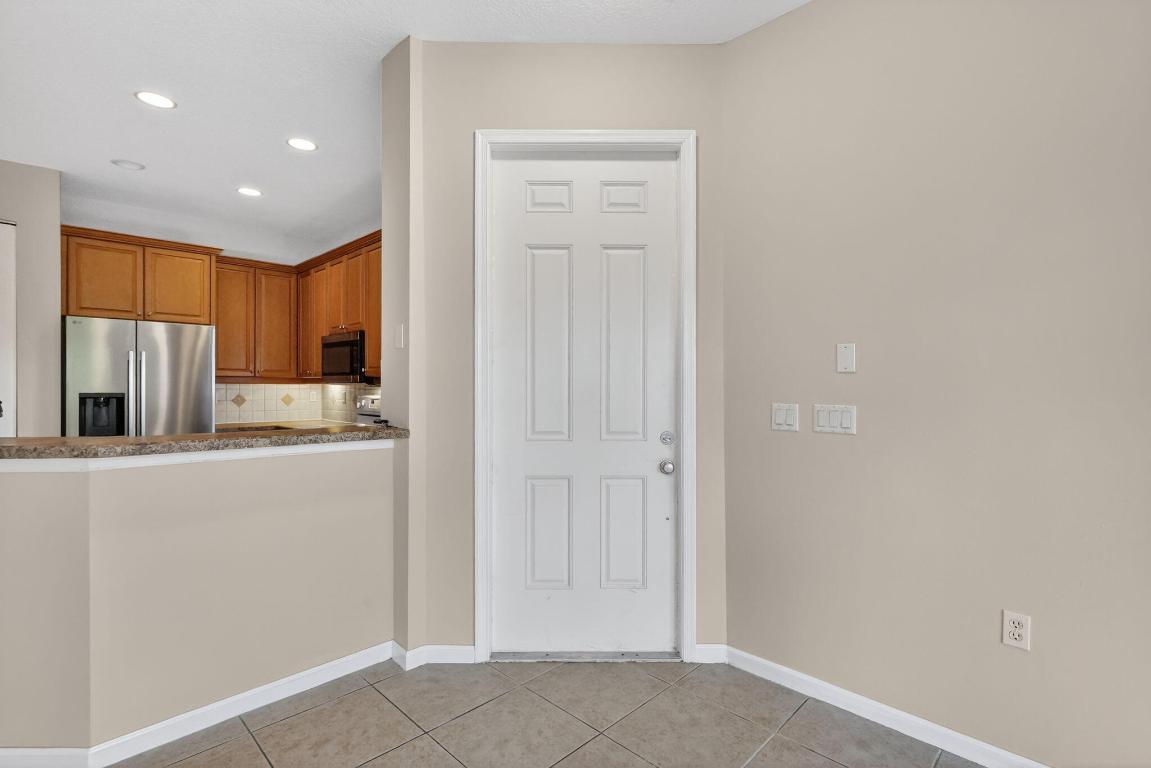 MARINER BAY - Residential