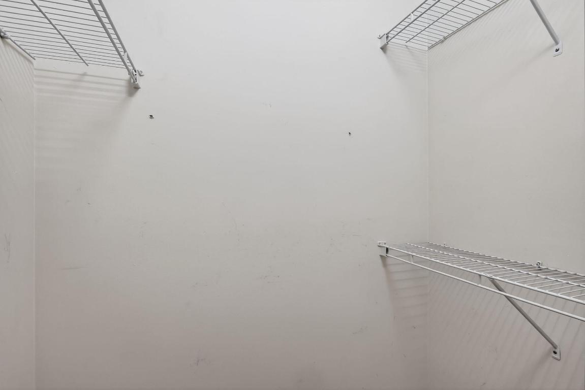 MARINER BAY - Residential