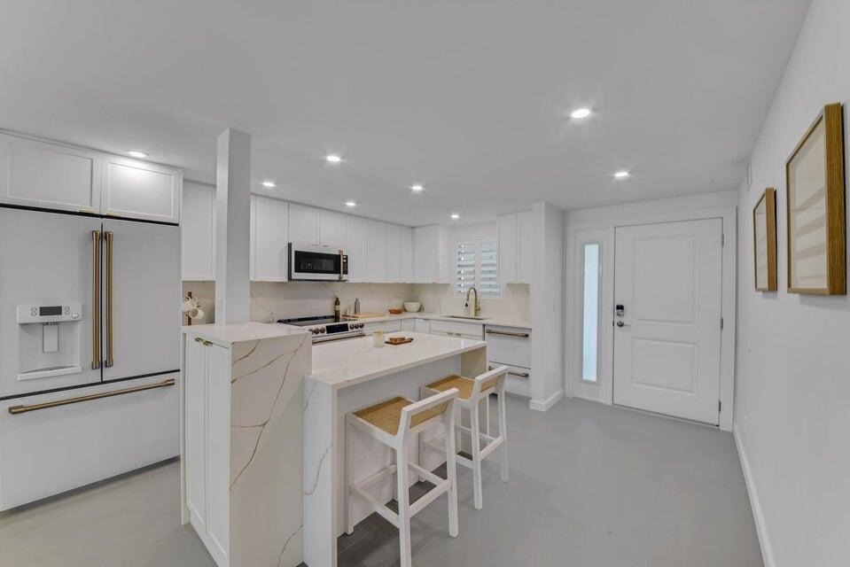 French VIllage - Residential Lease