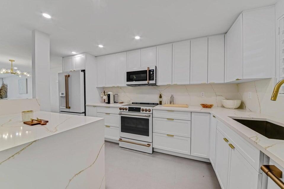 French VIllage - Residential Lease