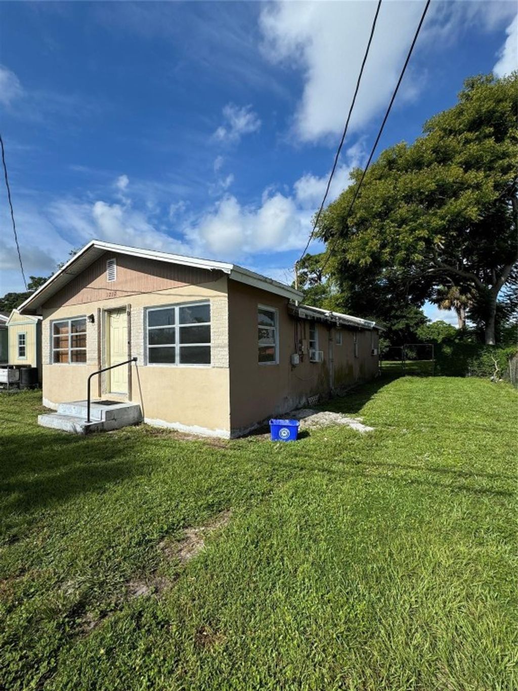 Photo of 1217 N 22nd Street, Fort Pierce, FL 34950 (MLS # F10460616)