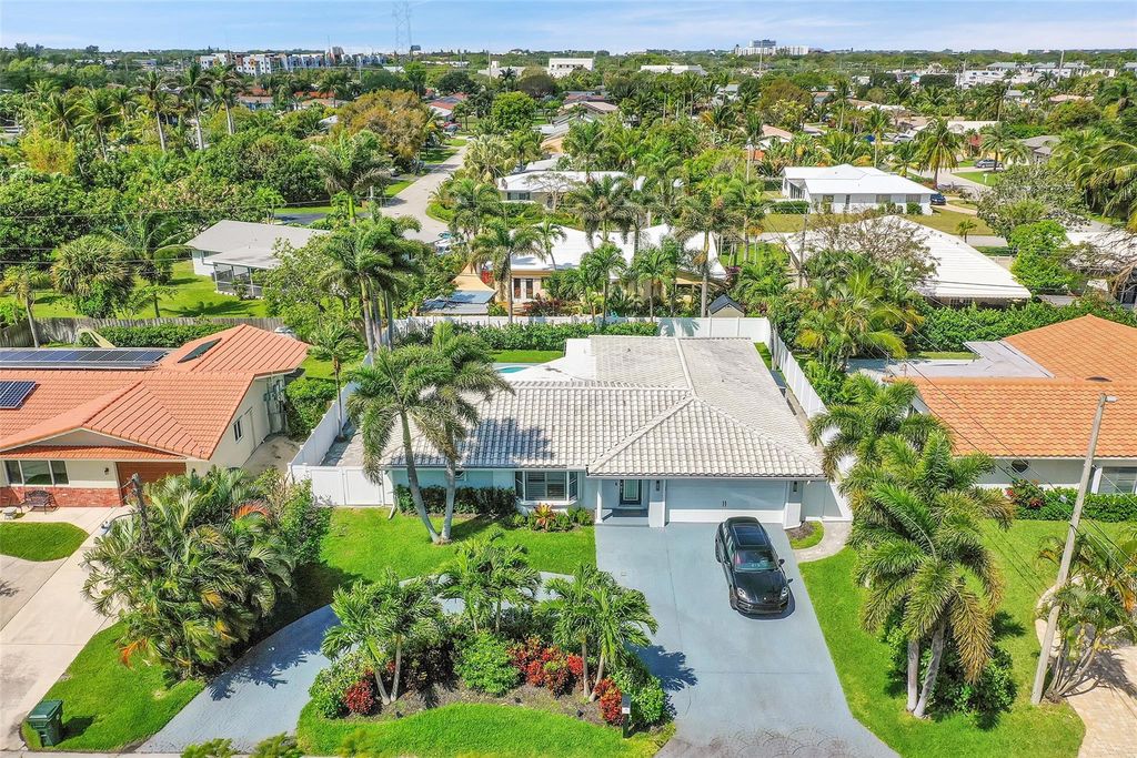 Photo of 2459 NE 4th Way, Boca Raton, FL 33431 (MLS # F10432635)