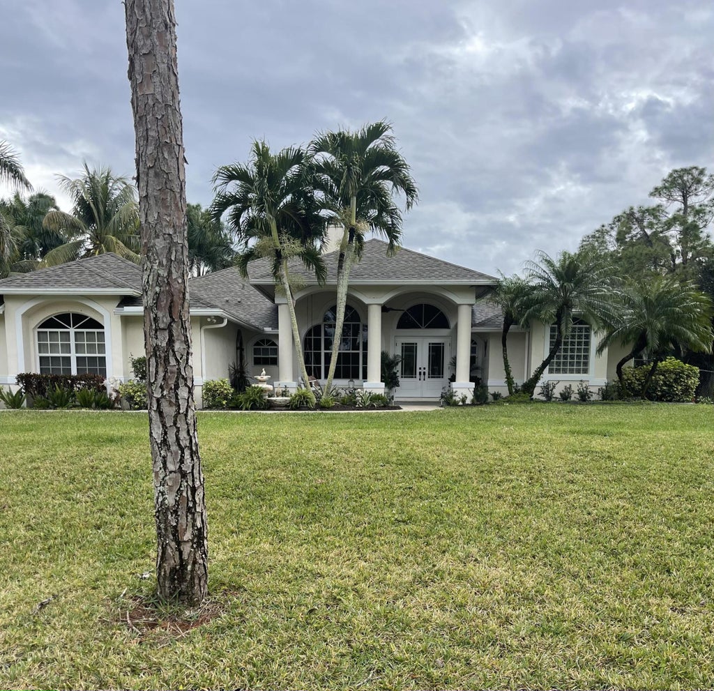 Photo of 17148 78th Road N, Loxahatchee, FL 33470 (MLS # R10954942)