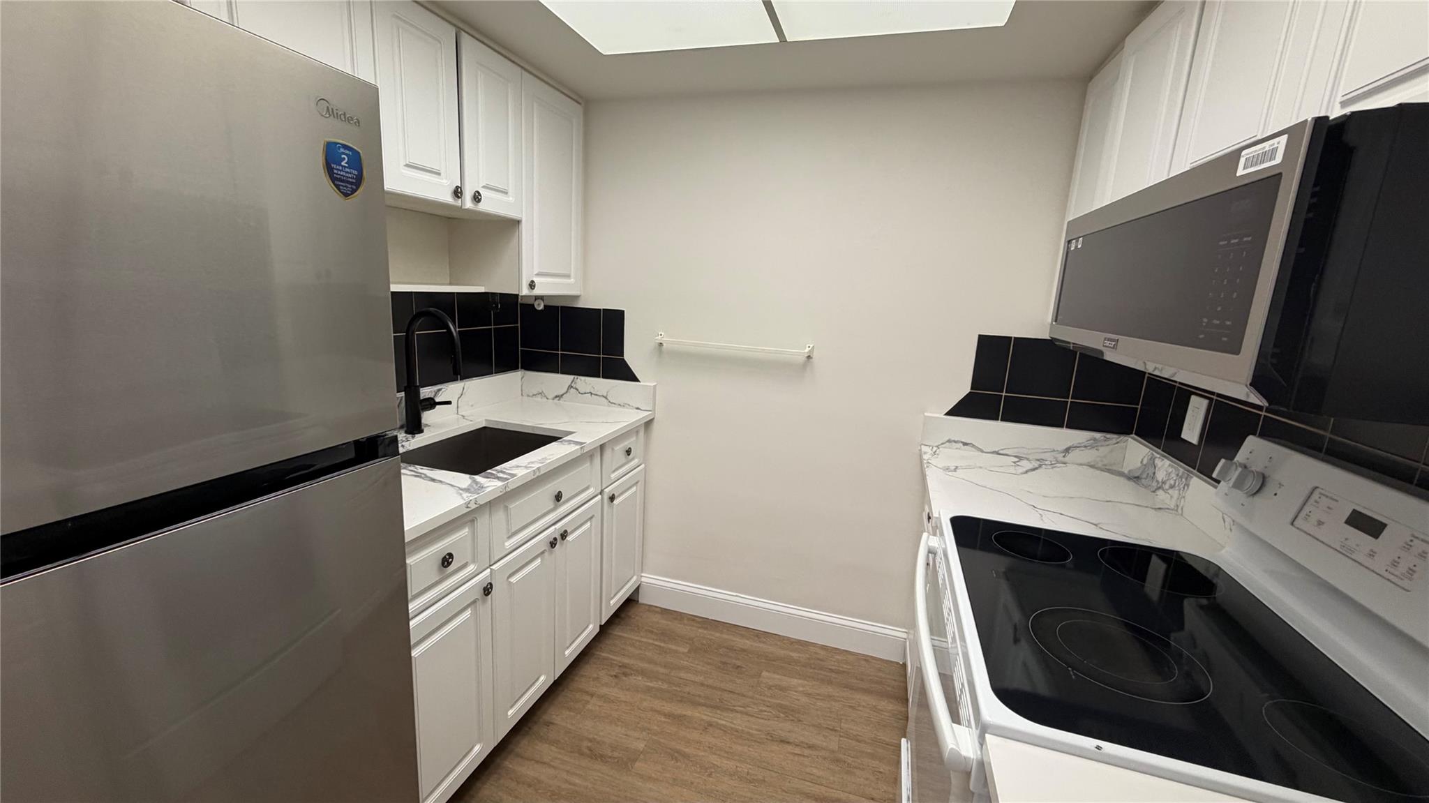 Tradewinds Apt Condo - Residential Lease
