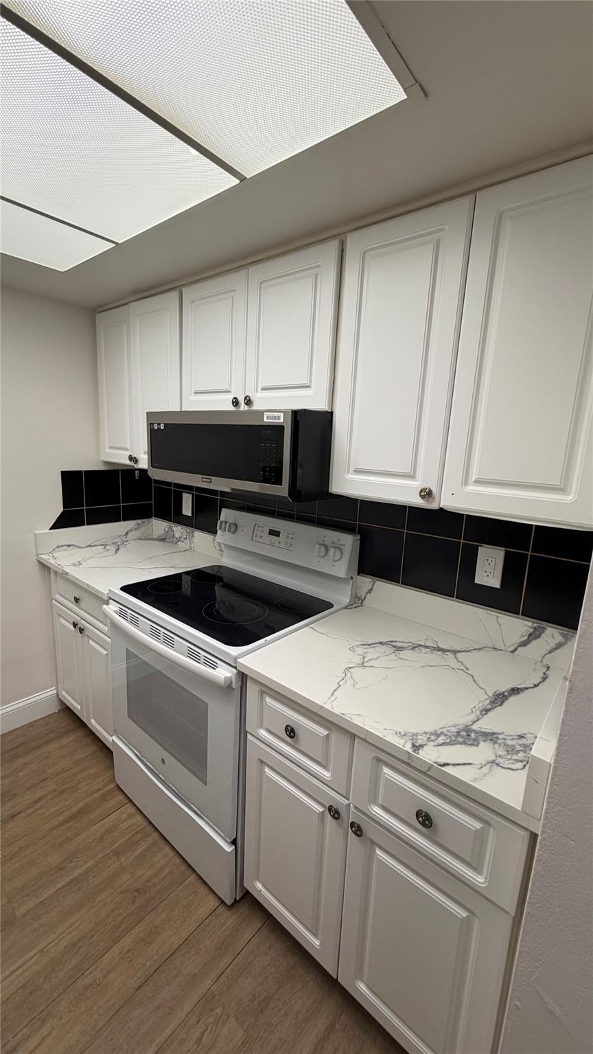 Tradewinds Apt Condo - Residential Lease